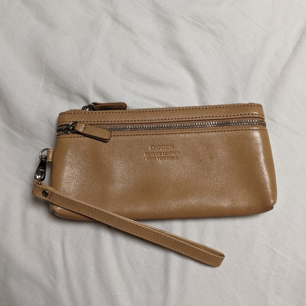 DANIER Genuine Leather Wallet with Strap in Tan